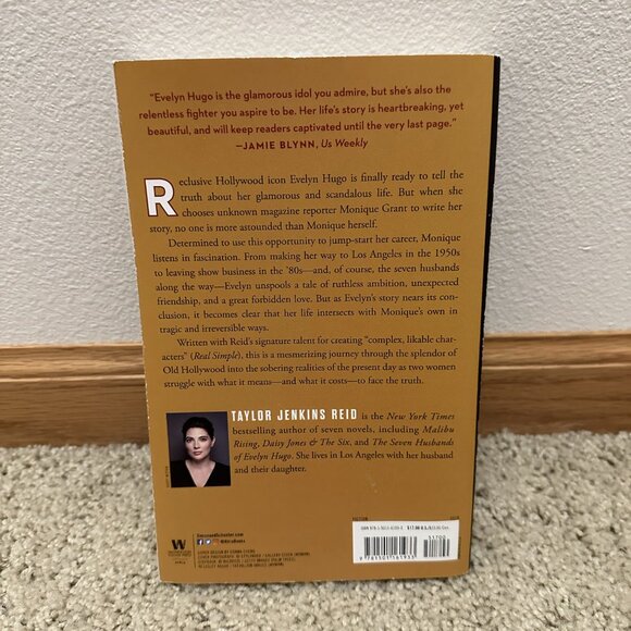 The Seven Husbands of Evelyn Hugo by Taylor Jenkins Reid Paperback Book - Picture 2 of 2